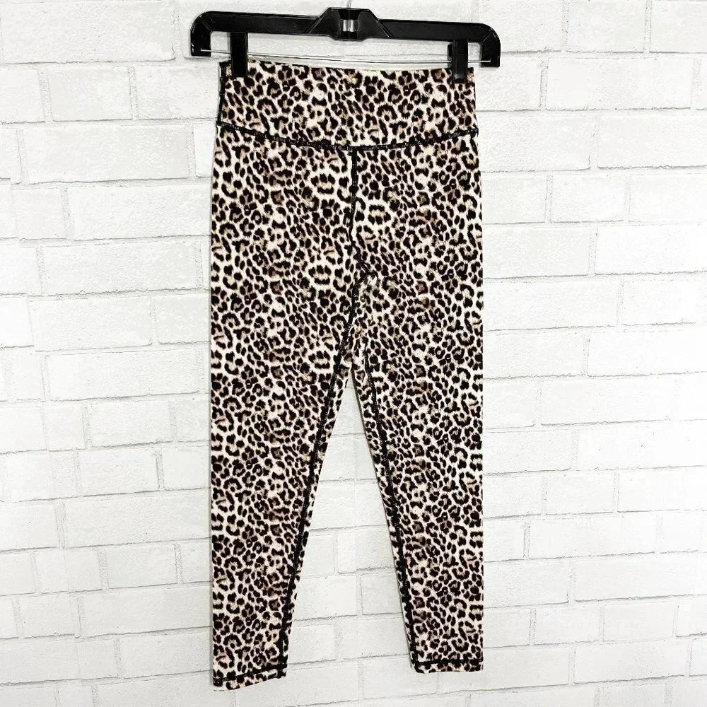 Zyia Active Leopard Print Ruched Butt Cropped Leggings Women's Size 6/8